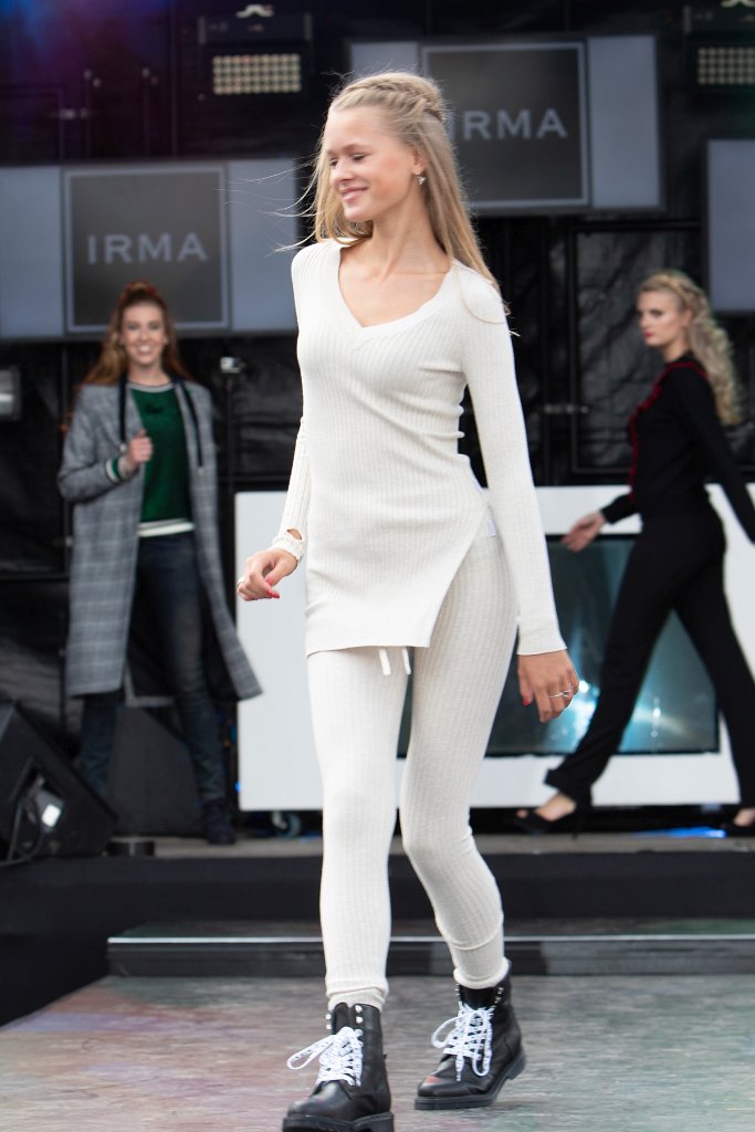 Modeshow 2018 A 174.jpg